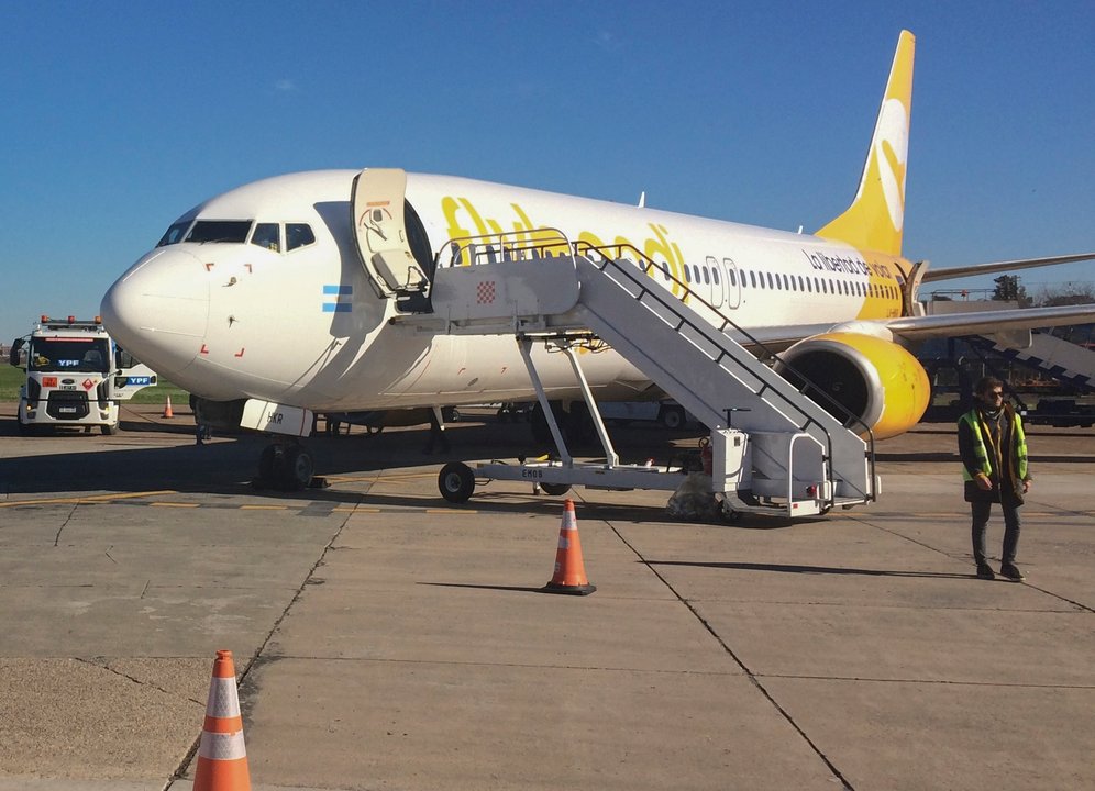 Aviones de Flybondi afectados por cancelaciones en Ezeiza