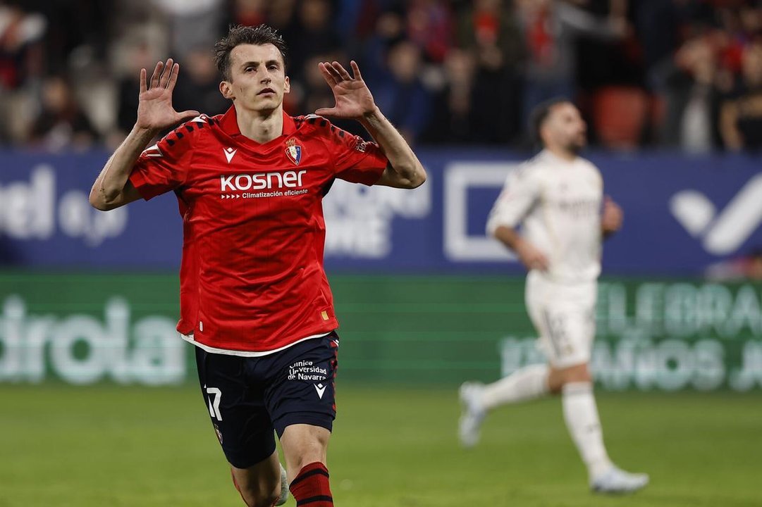 Osasuna celebra el triunfo ante Real Madrid en Pamplona