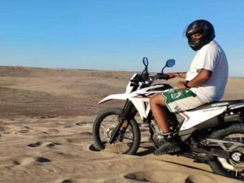 Escena del Enduro del Verano en Villa Gesell, zona de dunas