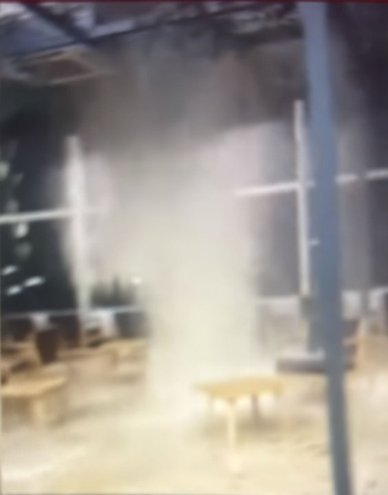 Sector de embarque internacional afectado por derrumbe de techo en Aeroparque Jorge Newbery