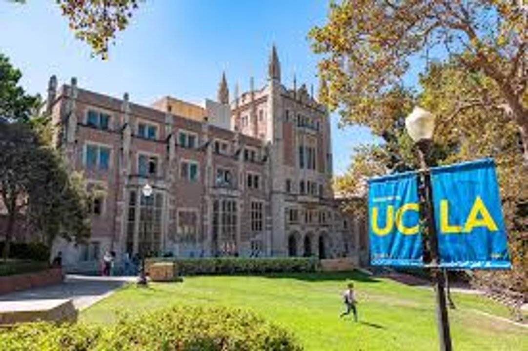 Vista del campus de la Universidad de California en Los Ángeles (UCLA)