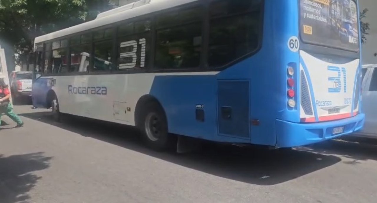 Choque de colectivo de la línea 31 en San Cristóbal
