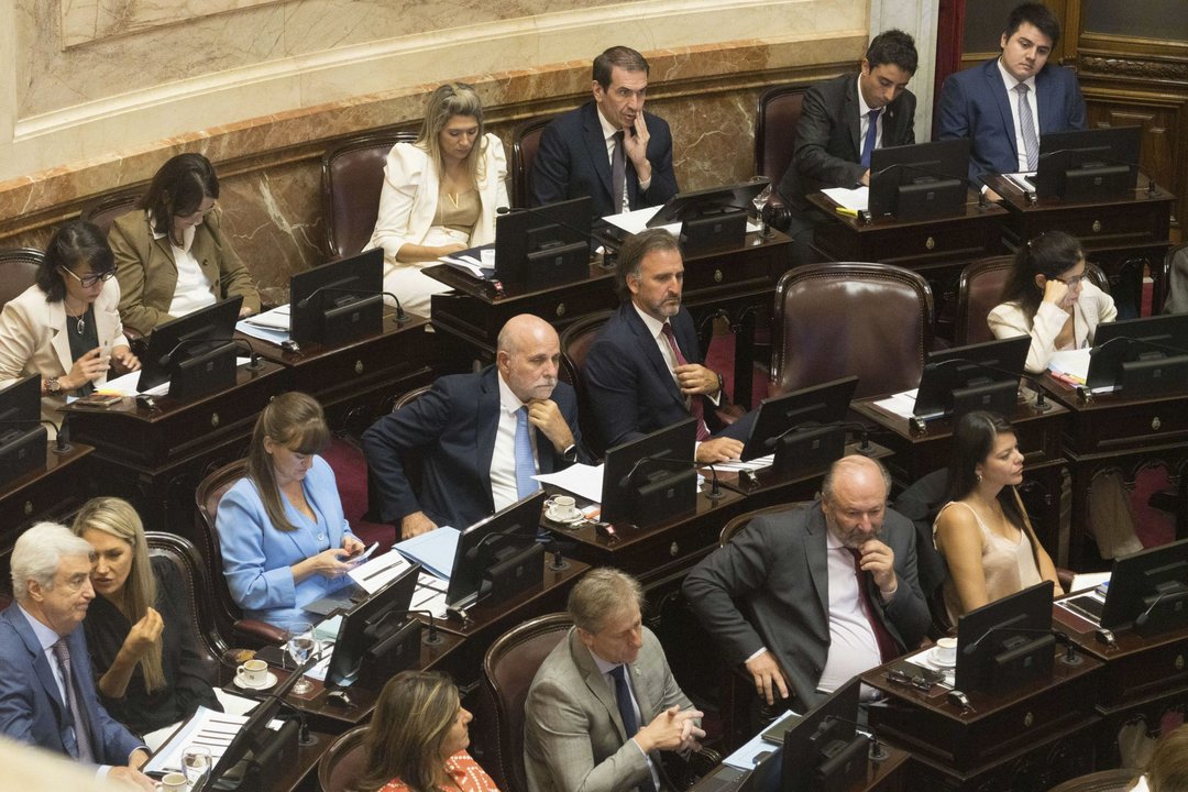 Senado argentino debatiendo reformas a la Ley de Glaciares