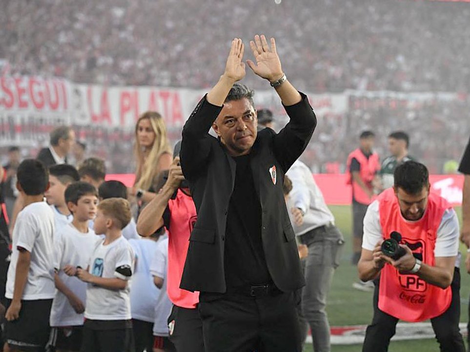 River vs Banfield en el estadio Monumental
