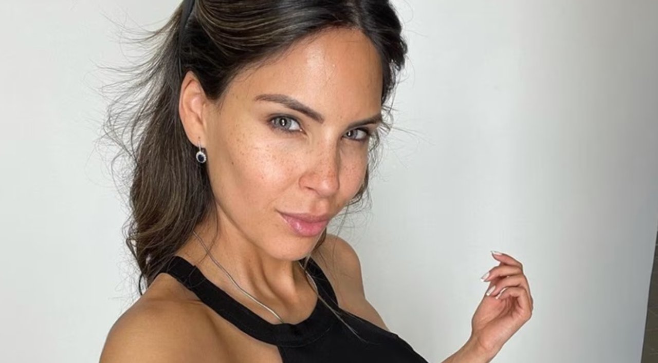 Barby Franco junto a su hija Sarah en su primer día de jardín