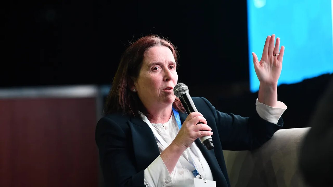 Marina Dal Poggetto analiza el impacto del nuevo régimen macroeconómico en empleo y empresas