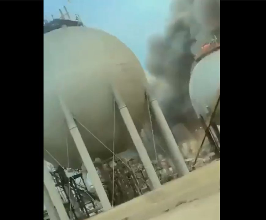 Vista de la refinería de Ras Tanura en Arabia Saudita