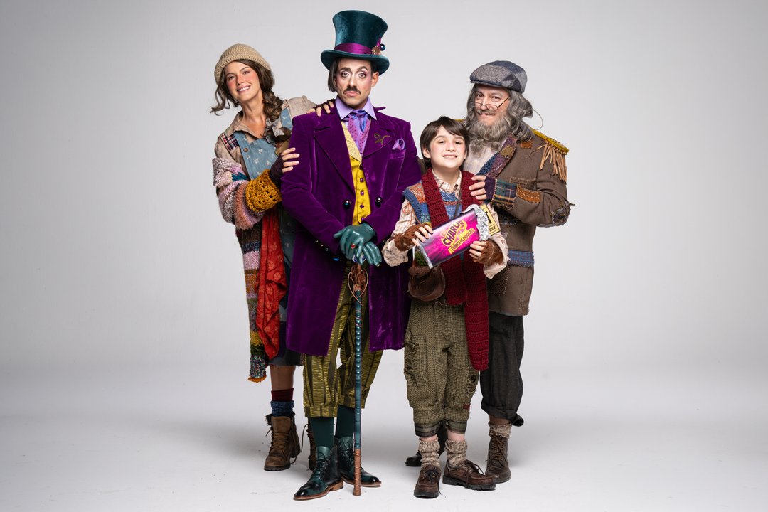 Elenco del musical Charlie y la fábrica de chocolate en el Teatro Gran Rex