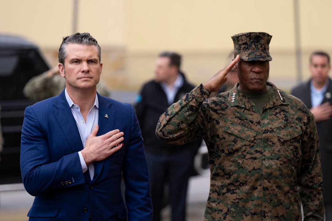 Pete Hegseth durante una conferencia de prensa en Estados Unidos