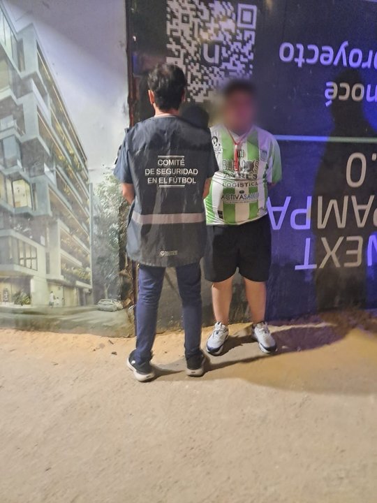 Operativo policial en el estadio de Excursionistas