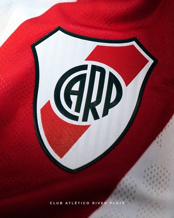 Sede de River Plate y escudo de la AFA