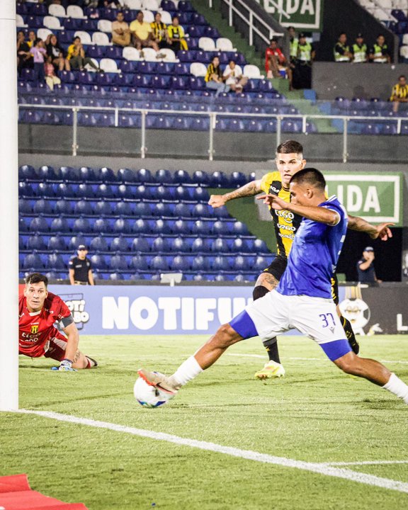 Juventud de Las Piedras e Independiente Medellín por la Copa Libertadores 2026