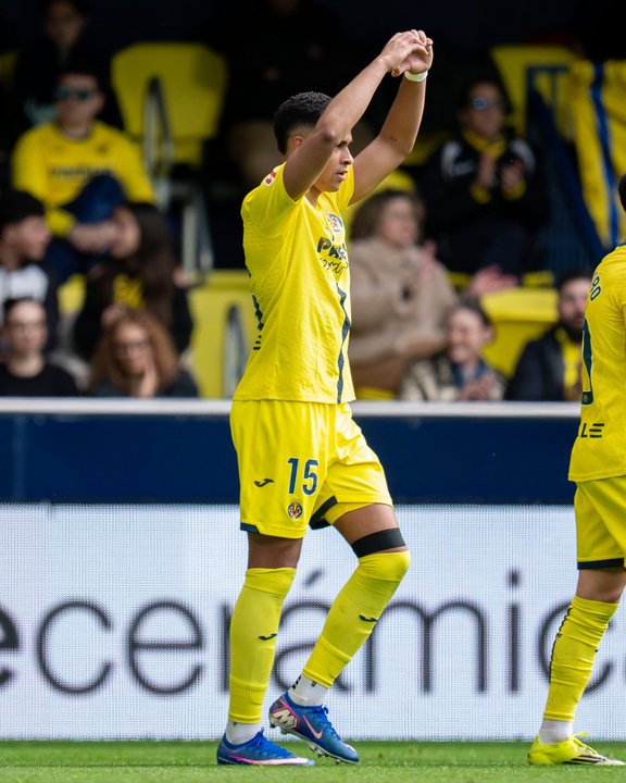 Villarreal celebra uno de los goles ante Elche por LaLiga