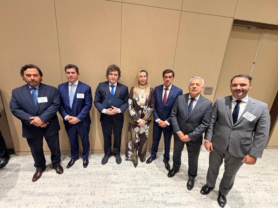 Javier Milei junto a gobernadores argentinos durante la Argentina Week en Nueva York