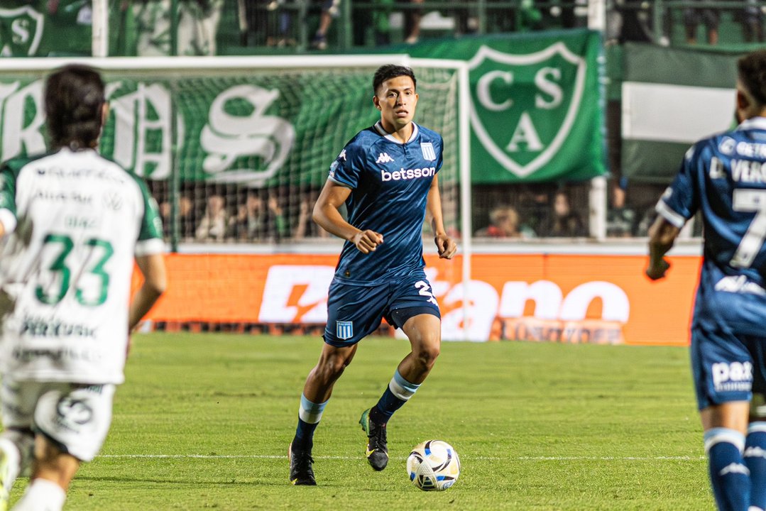 Racing visita a Sarmiento en el estadio Eva Perón por el Torneo Apertura 2026
