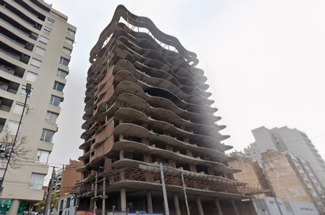 Allanamiento en obra en construcción deshabilitada en Córdoba
