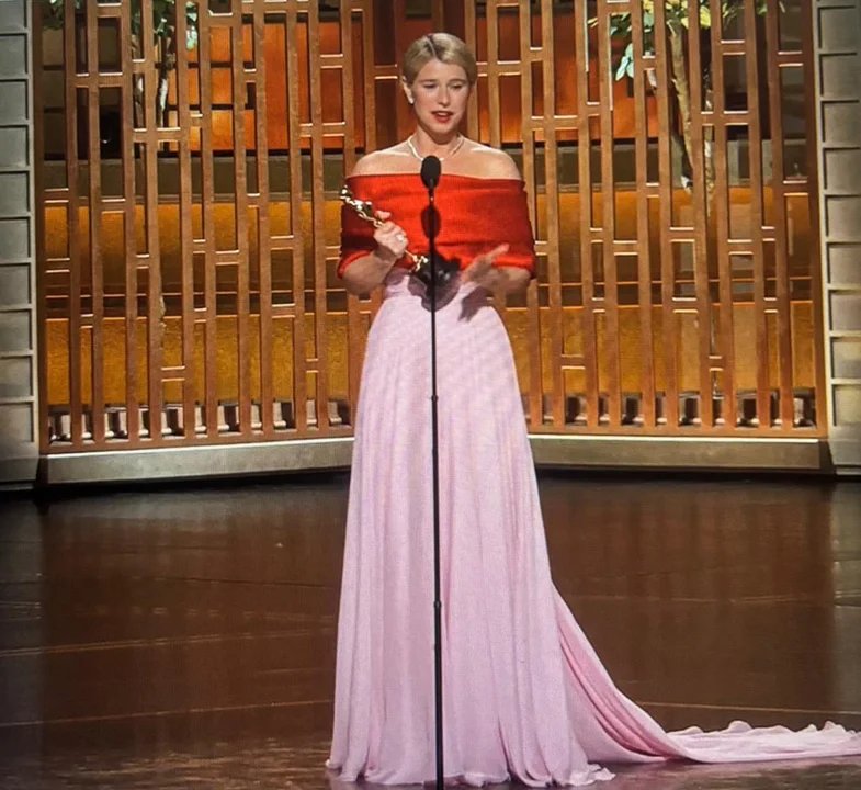 Michael B. Jordan y Jessie Buckley premiados en los Premios Oscar 2026