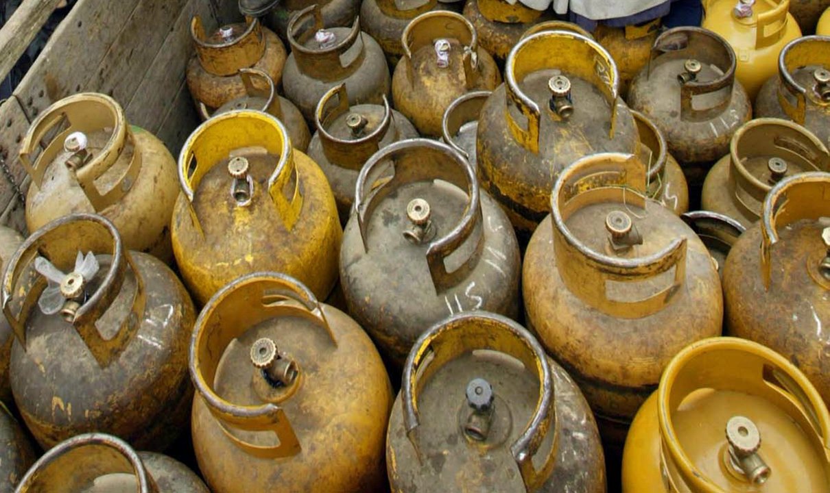 Garrafas de Gas Licuado de Petróleo en planta de distribución