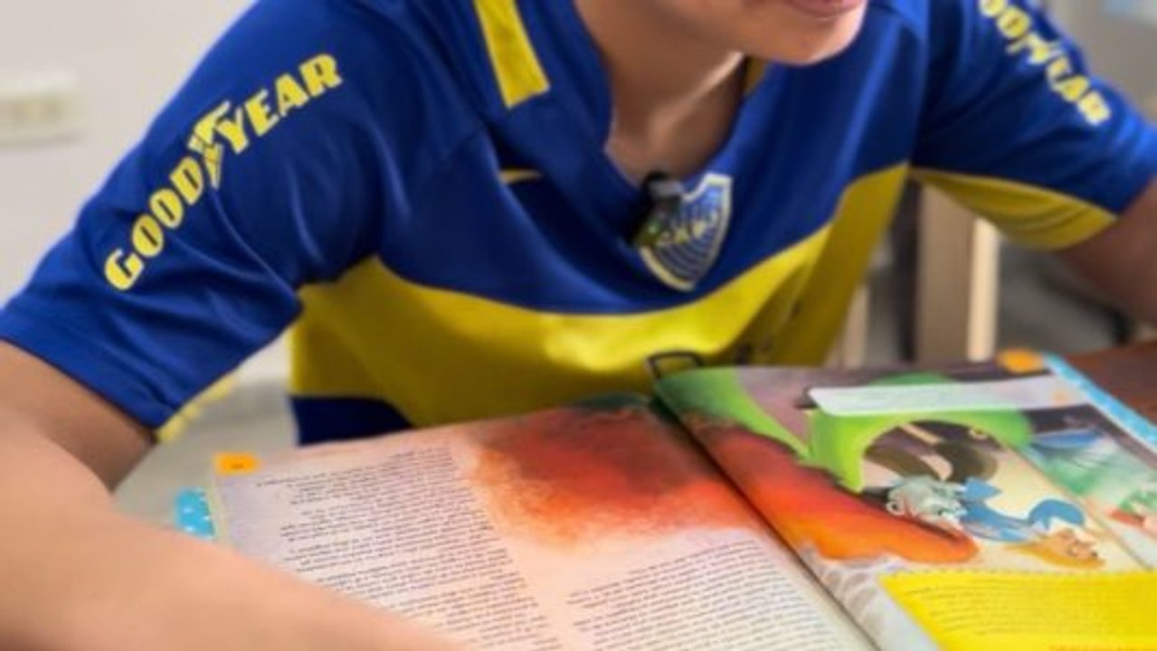 Campaña de adopción de un adolescente fanático de Boca Juniors en Corrientes