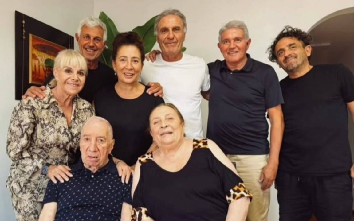 Carlos Bilardo festeja sus 88 años junto a exjugadores de la Selección argentina