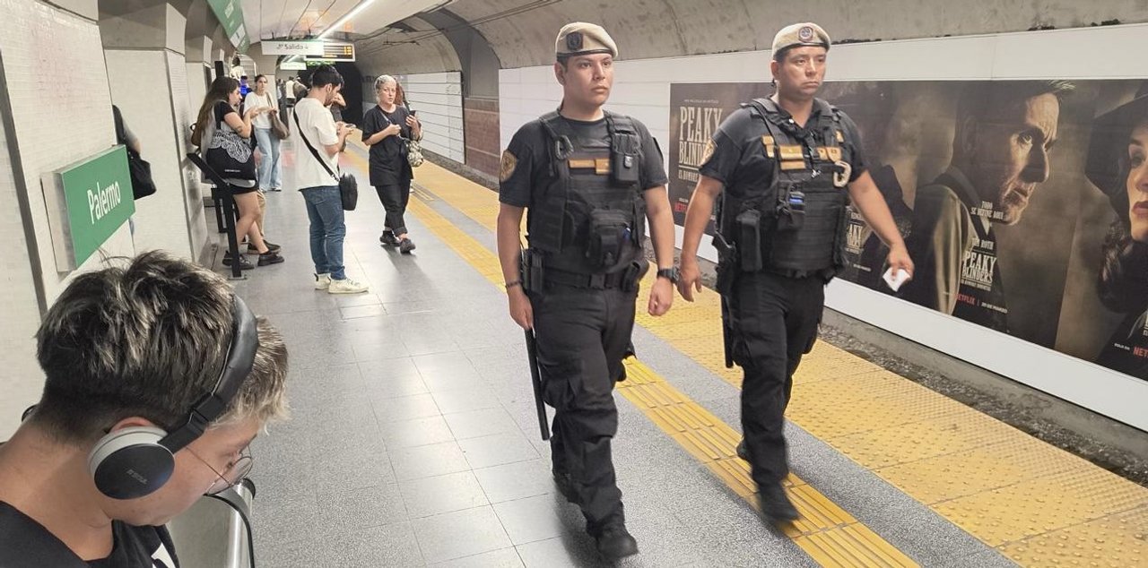 Operativo de seguridad en estaciones de subte de la Ciudad de Buenos Aires
