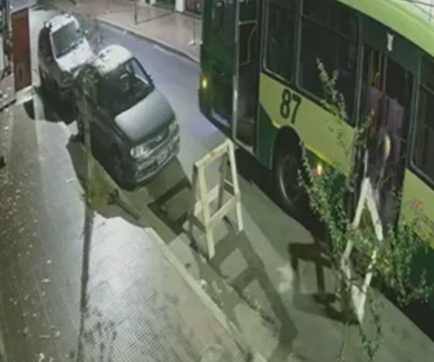 Colectivo de línea urbana en Villa Ballester