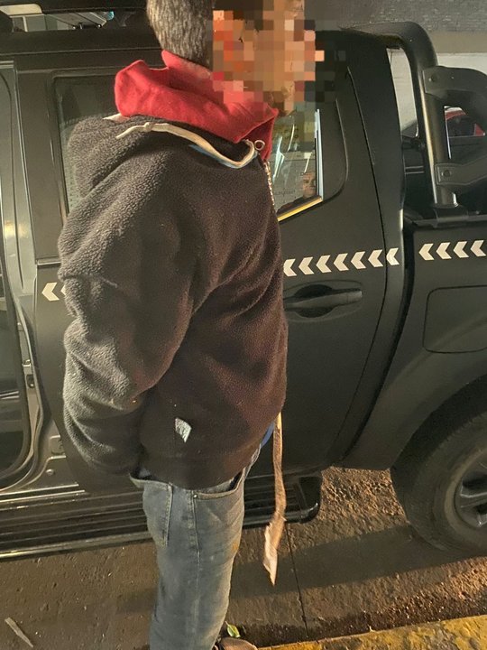 Patrullero dañado tras agresión en Constitución
