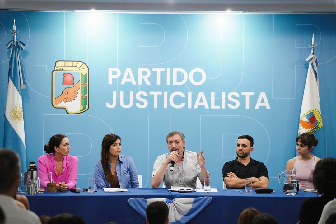 Máximo Kirchner cuestiona cambios en la Ley de Glaciares y el RIGI