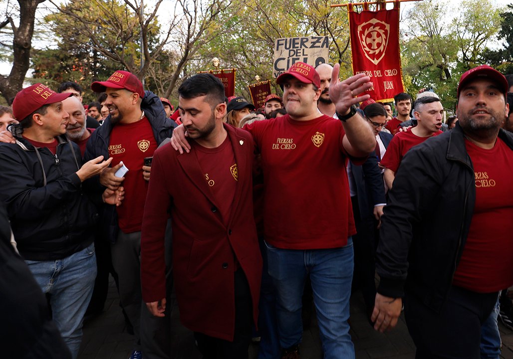 Dirigentes y militantes de las organizaciones juveniles de La Libertad Avanza