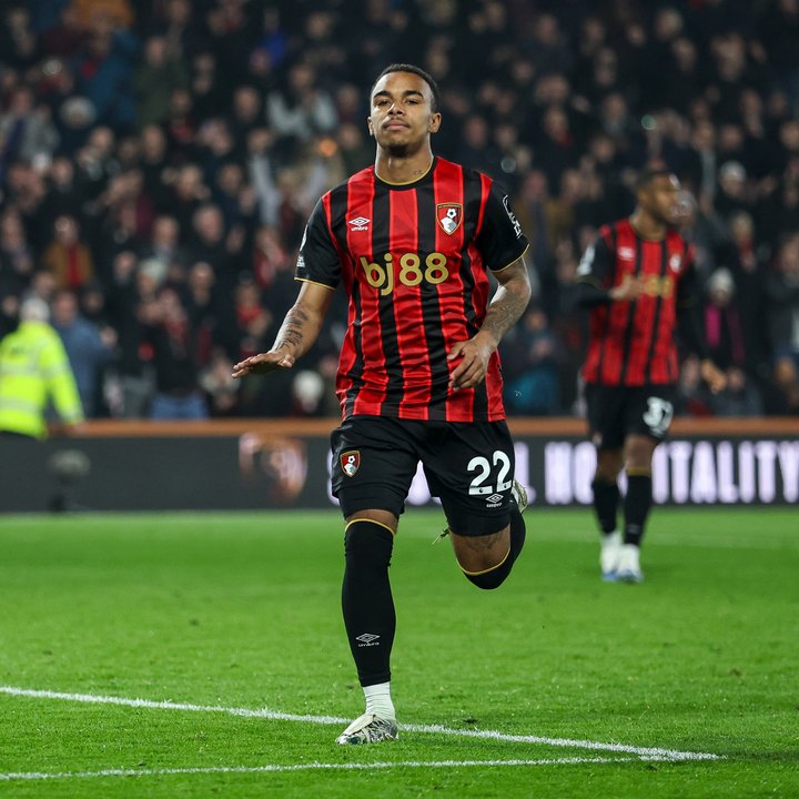 Bournemouth y Manchester United se enfrentan por la Premier League