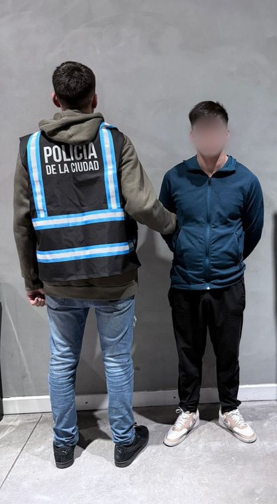 Operativo policial en el barrio porteño de La Boca