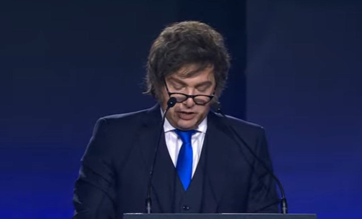 Javier Milei durante su discurso en la CPAC en Hungría