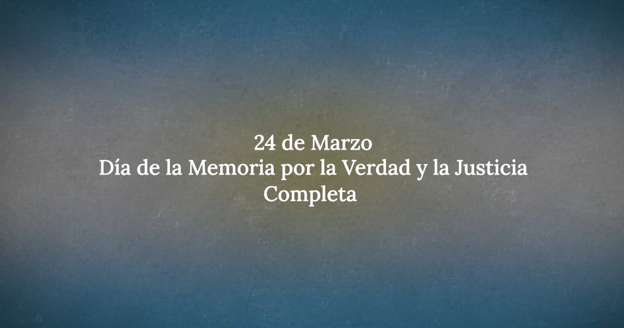 Casa Rosada iluminada en vísperas del Día de la Memoria