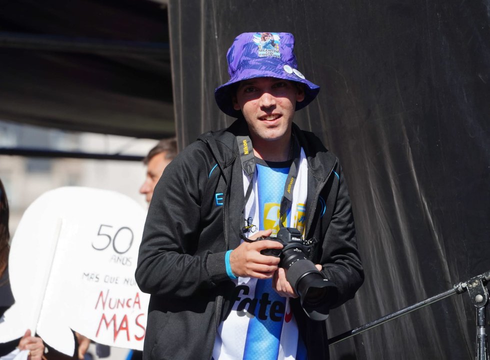 Fotógrafo Pablo Grillo en la marcha por los 50 años del Golpe de Estado en Plaza de Mayo