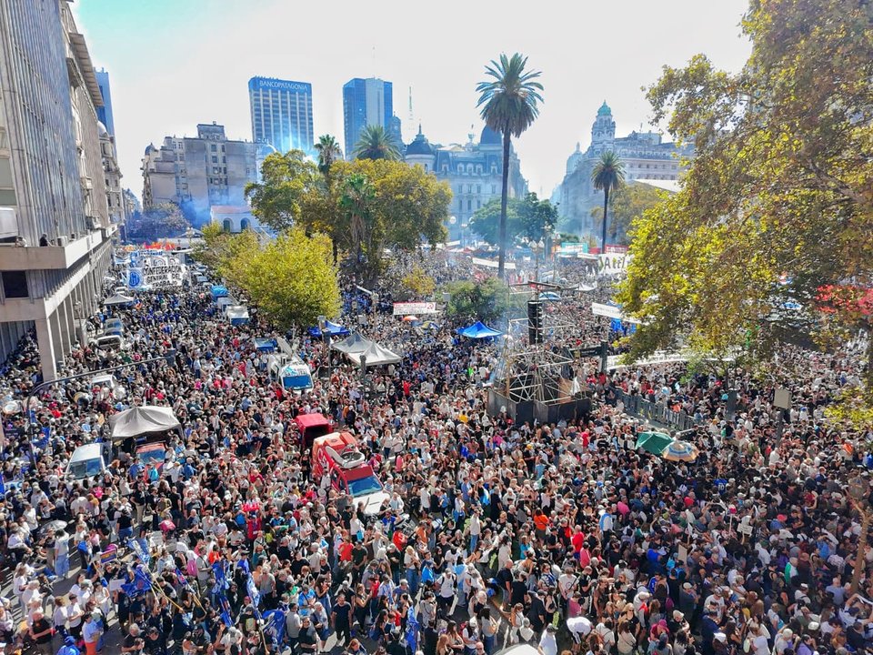 Organismos de derechos humanos movilizados en Plaza de Mayo
