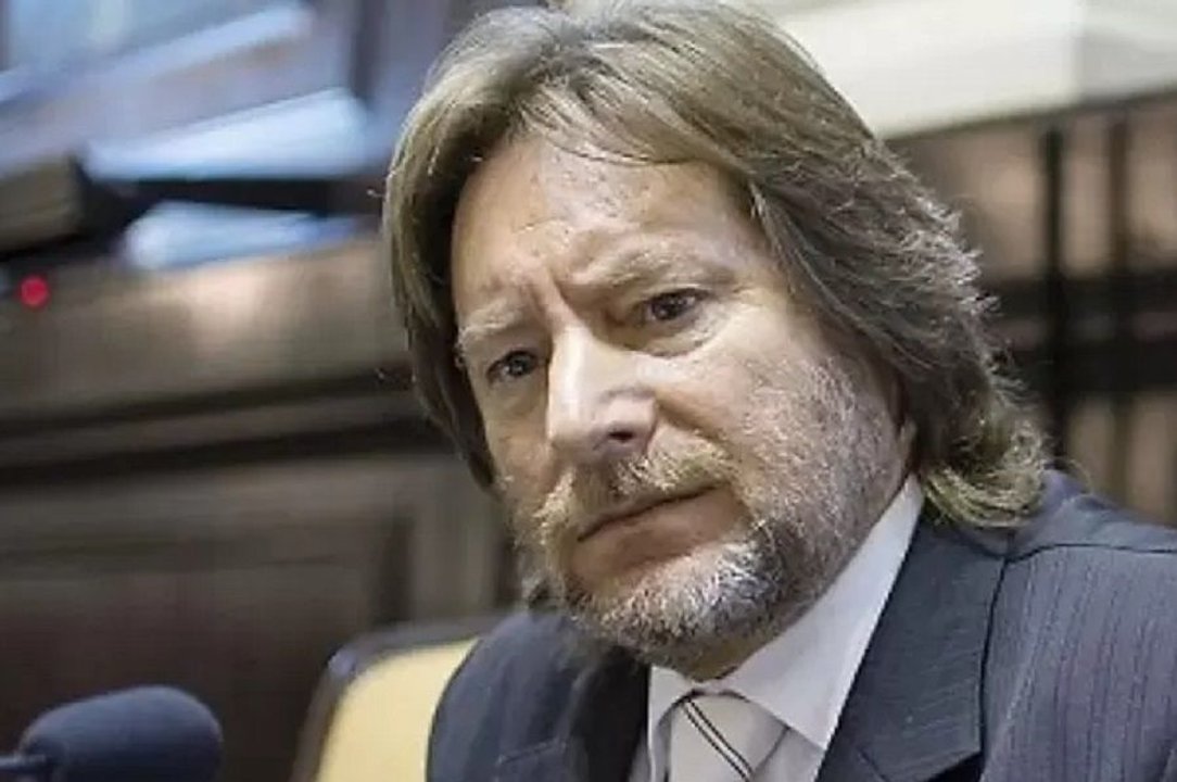 Exjuez y psicólogas acusados de falsificar informes de abuso para separar a padres de sus hijos