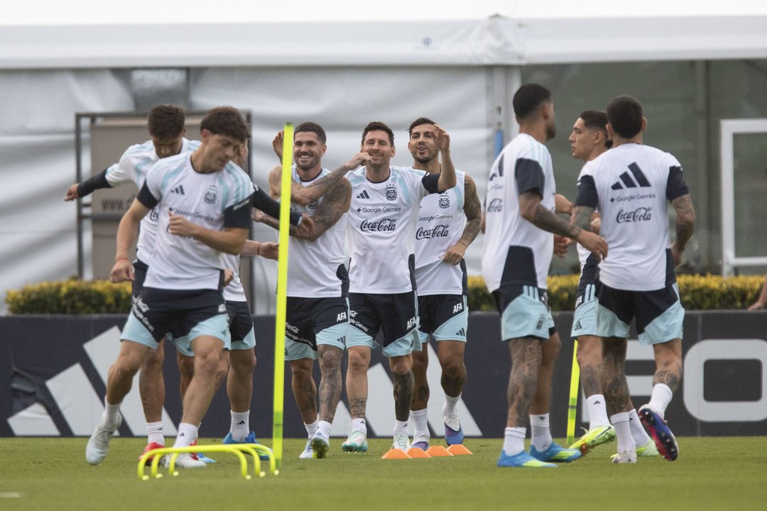 La Selección Argentina se prepara sin Messi para enfrentar a Mauritania
