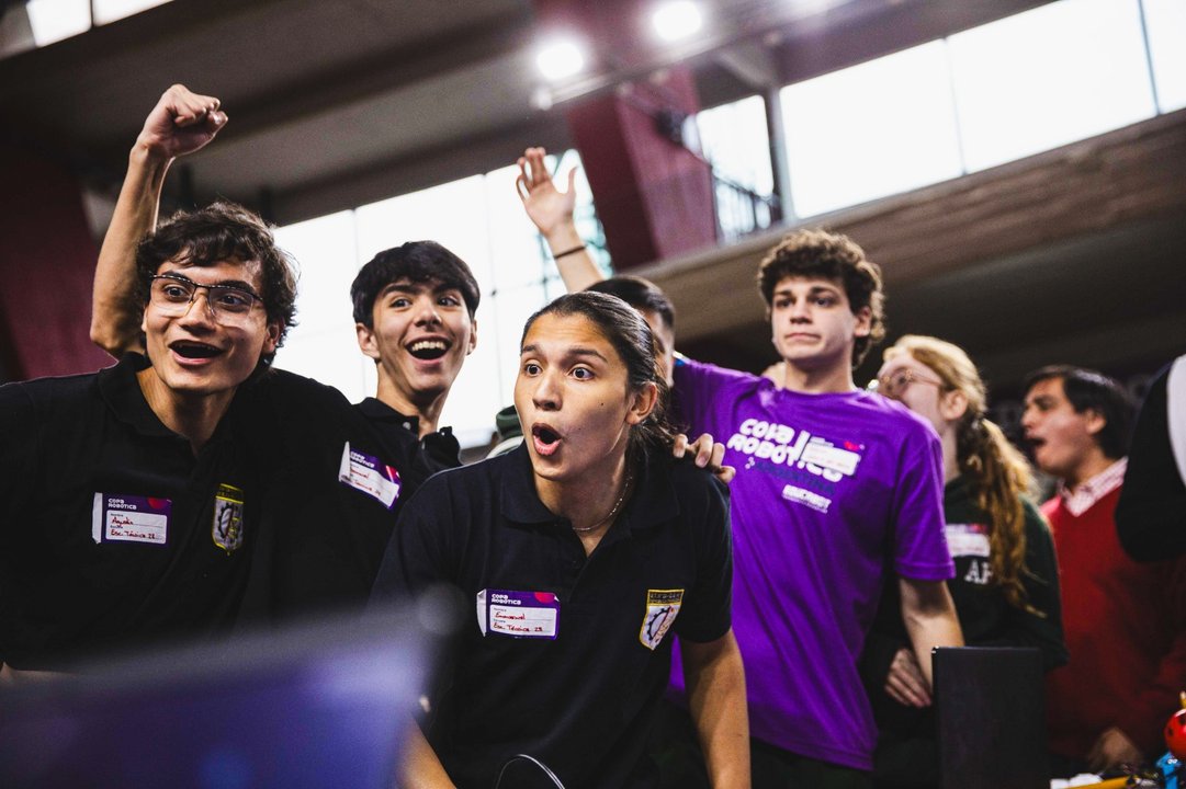 Estudiantes argentinos se preparan para la Copa Robótica 2026