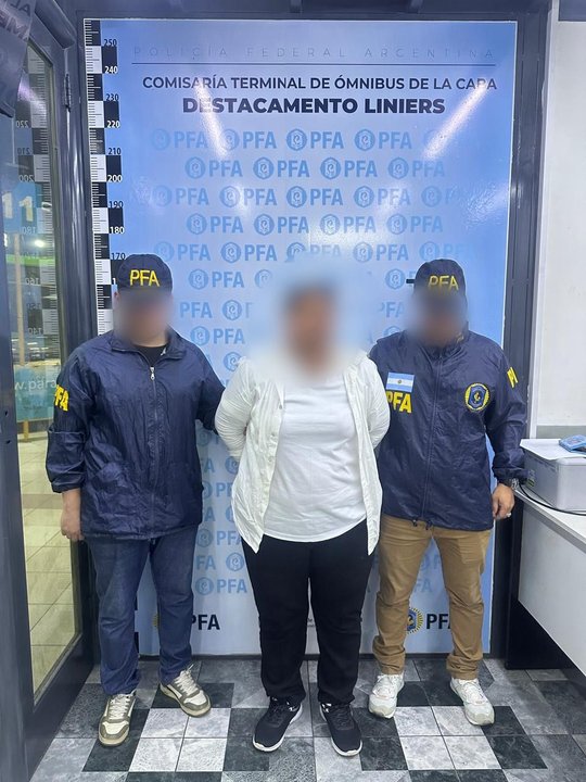 Detenida en Liniers: mujer boliviana intentó ingresar 3,2 kilos de cocaína