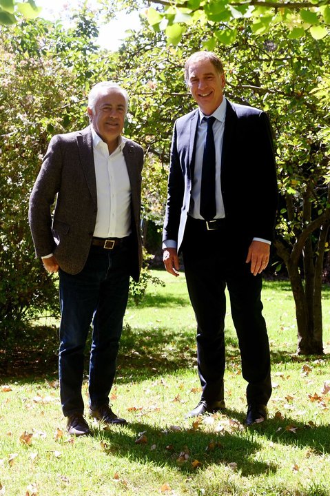 Diego Santilli y Alfredo Cornejo durante la reunión en Mendoza