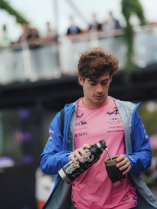 Colapinto palpita su exhibición en Buenos Aires: “Ojalá que quede en la historia”