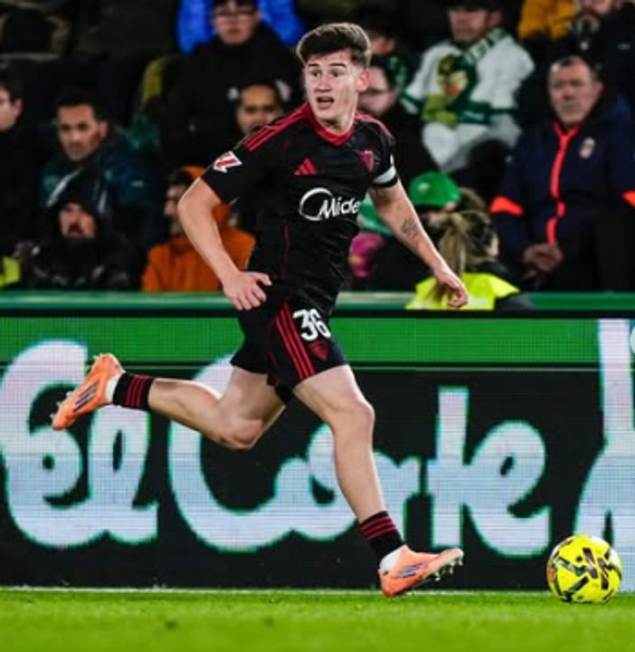 El Oso Martínez, el defensor que Scaloni sigue de cerca para la Selección