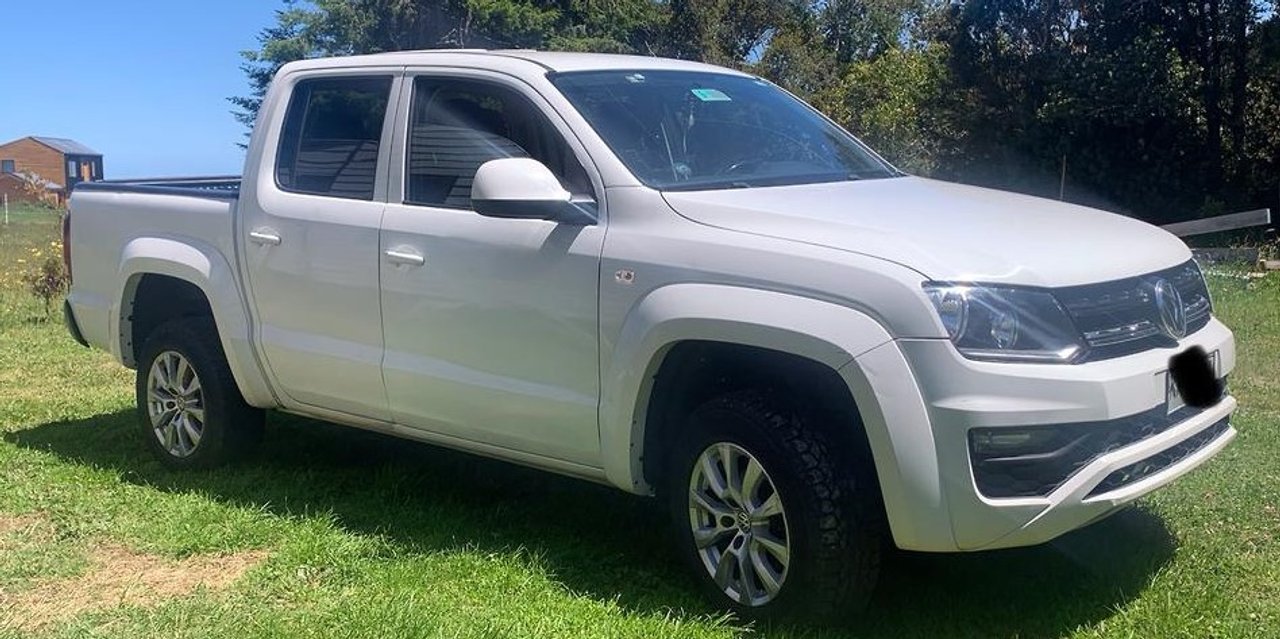 Detenidos tras robar una camioneta a punta de cuchillo en Neuquén