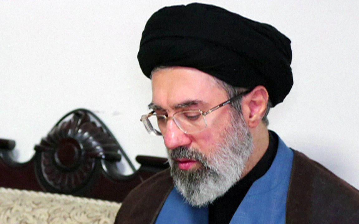 Mojtaba Khamenei afirma que Estados Unidos ya no tendrá un “refugio seguro” en Medio Oriente
