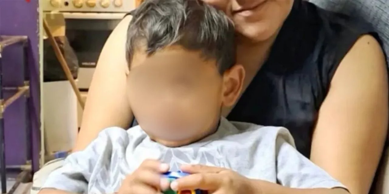 Desgarrador adiós a Ángel: su madre ausente en el entierro