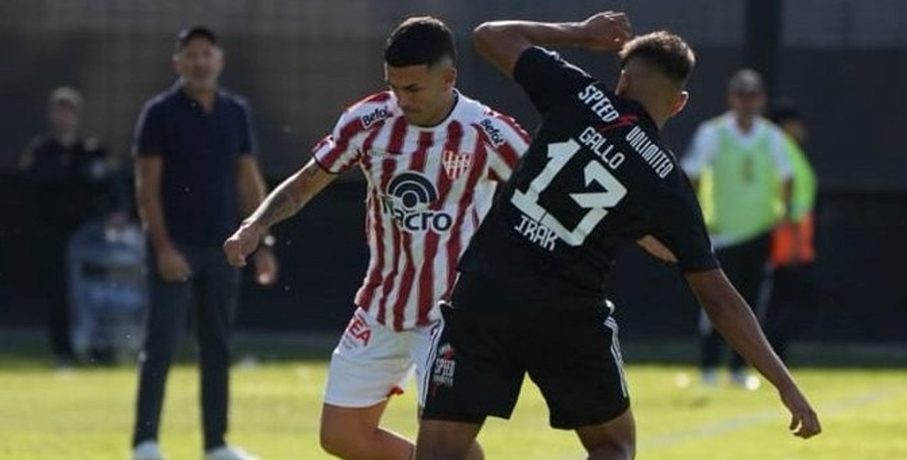 Instituto logra victoria clave ante Riestra y se acerca a los playoffs