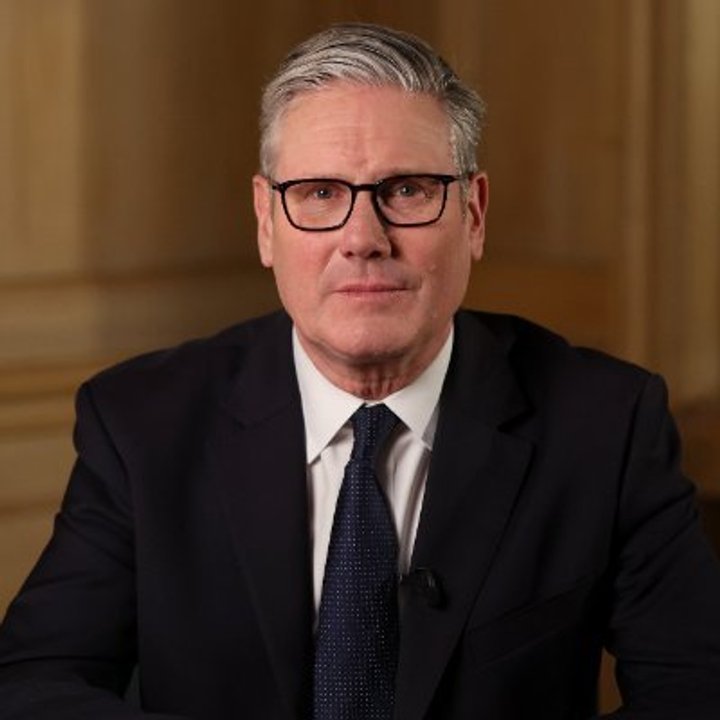 Starmer bajo presión por exembajador vinculado a Epstein