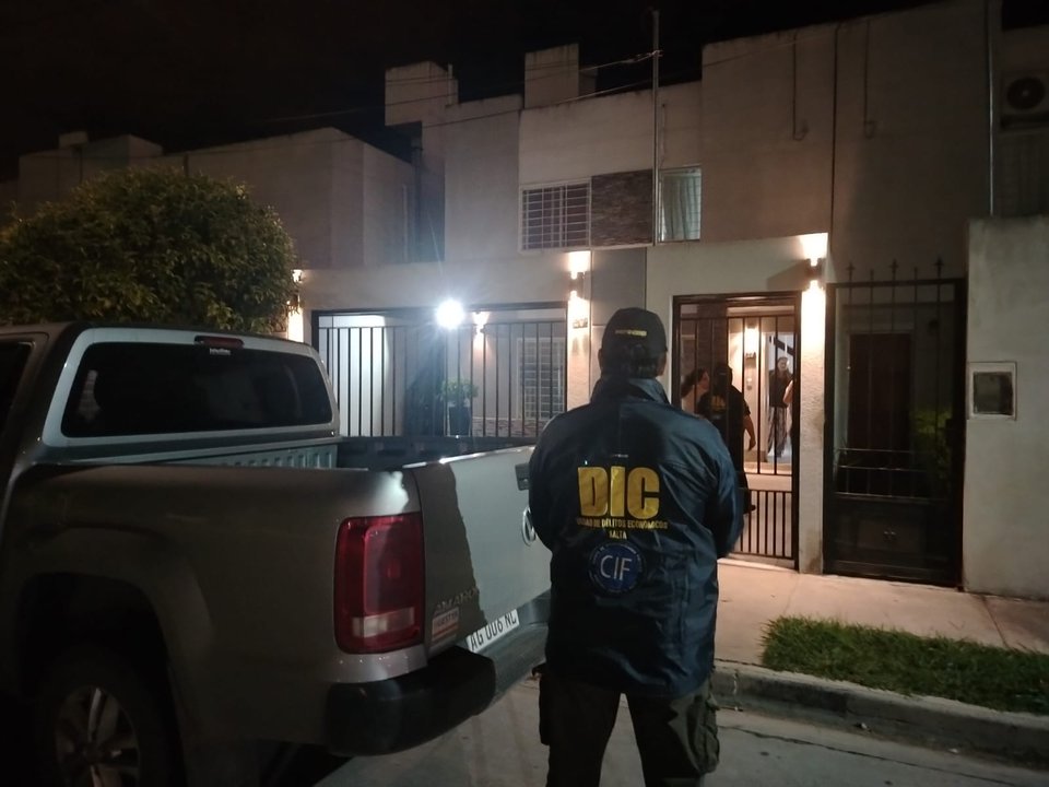 Mujer detenida en Salta por irregularidades en licencias de conducir