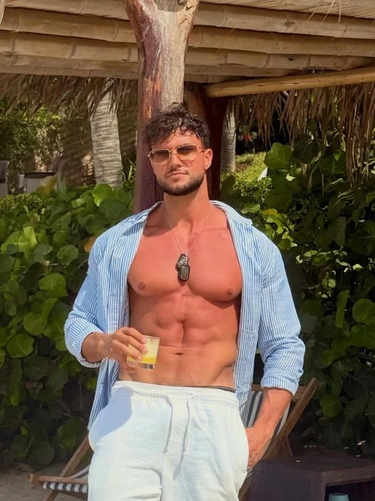 Fabio Agostini ingresa a la casa de Gran Hermano Argentina
