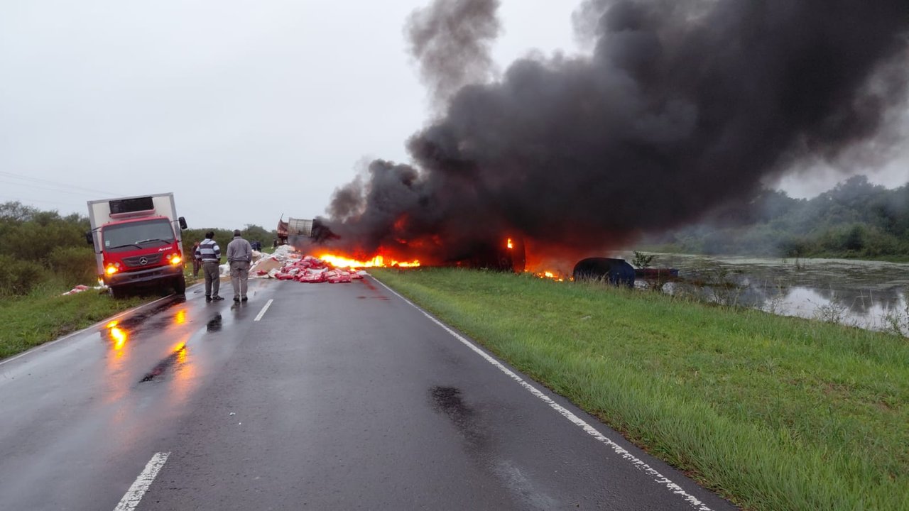 Trágico choque de camiones en Chaco deja un muerto
